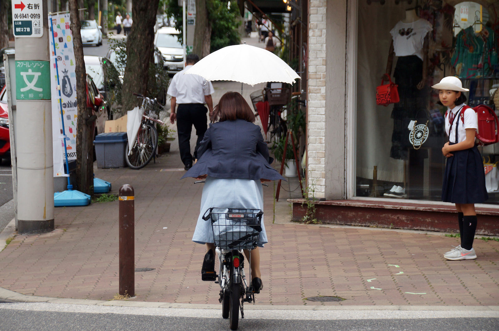 Schirm auf dem Velo